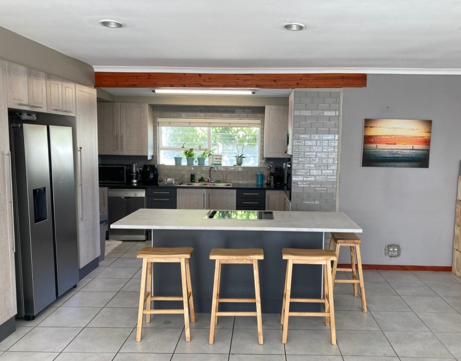 3 Bedroom Property for Sale in Melkbosstrand Central Western Cape